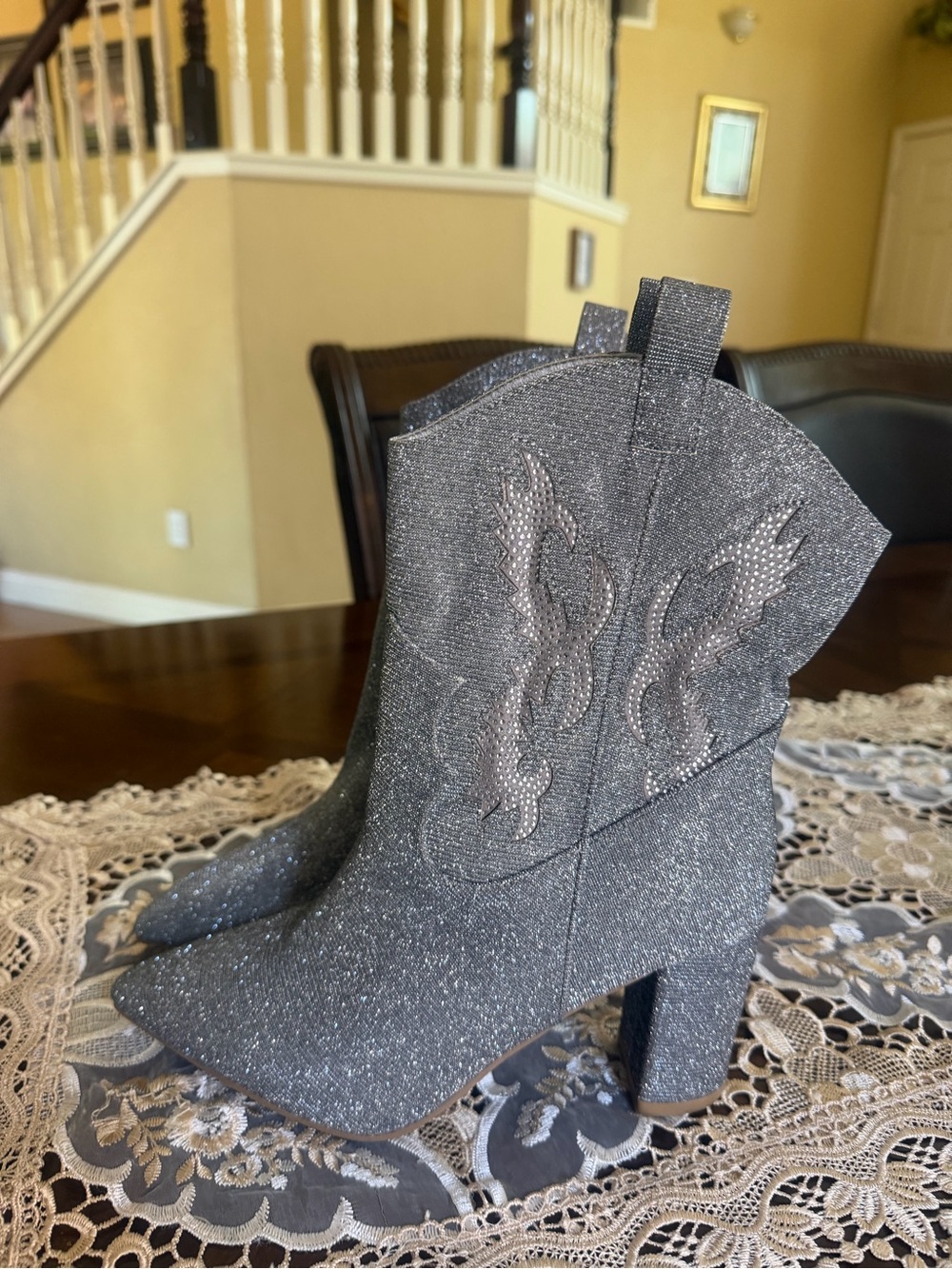 MIA Sparkle Western Cowgirl Block Heel Boots - Women's Silver